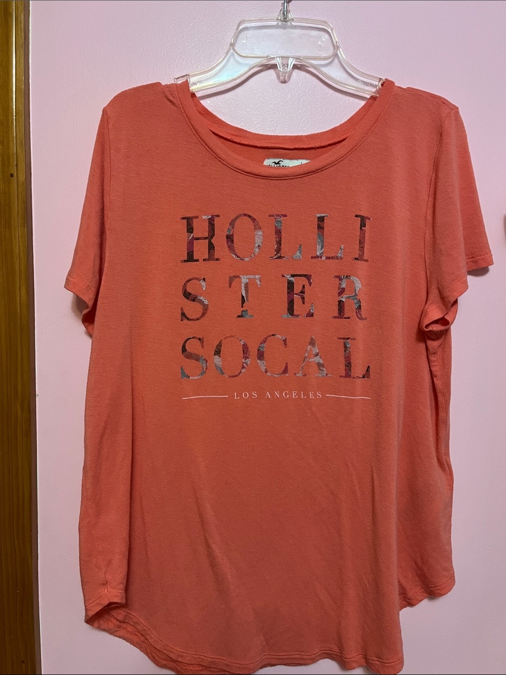 Hollister Coral SoCal Graphic Short Sleeve Tee